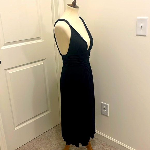 Le Lotus Bleu Dress - Picture 3 of 6